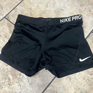 size XL nike pro spandex.